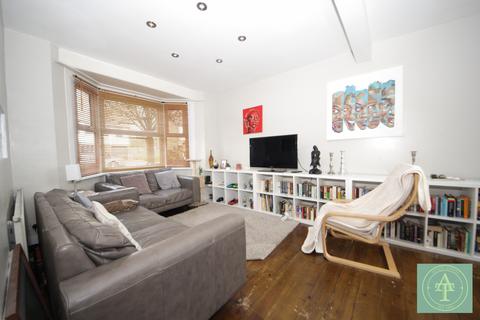 4 bedroom terraced house for sale, Barrowell Green, Winchmore Hill, London, N21