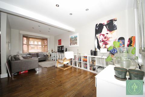 4 bedroom terraced house for sale, Barrowell Green, Winchmore Hill, London, N21