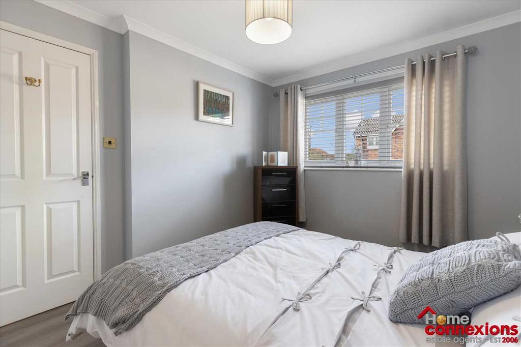 Bedroom One (2)