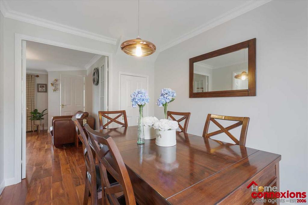Dining Room (1)