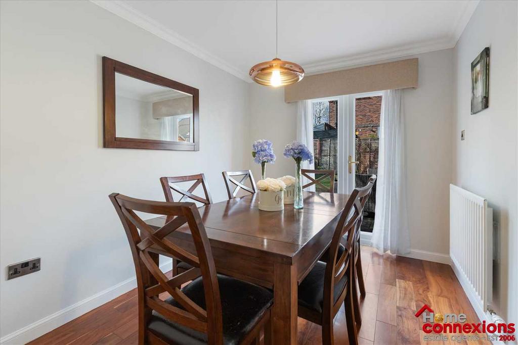 Dining Room (2)