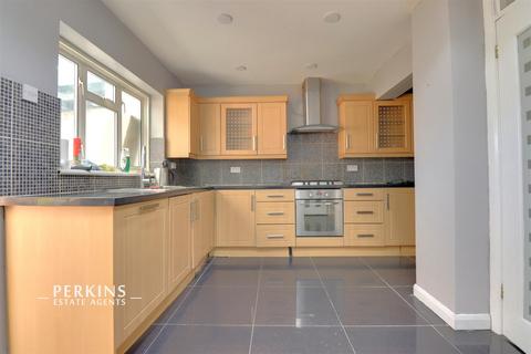 4 bedroom house to rent, Southall, UB1
