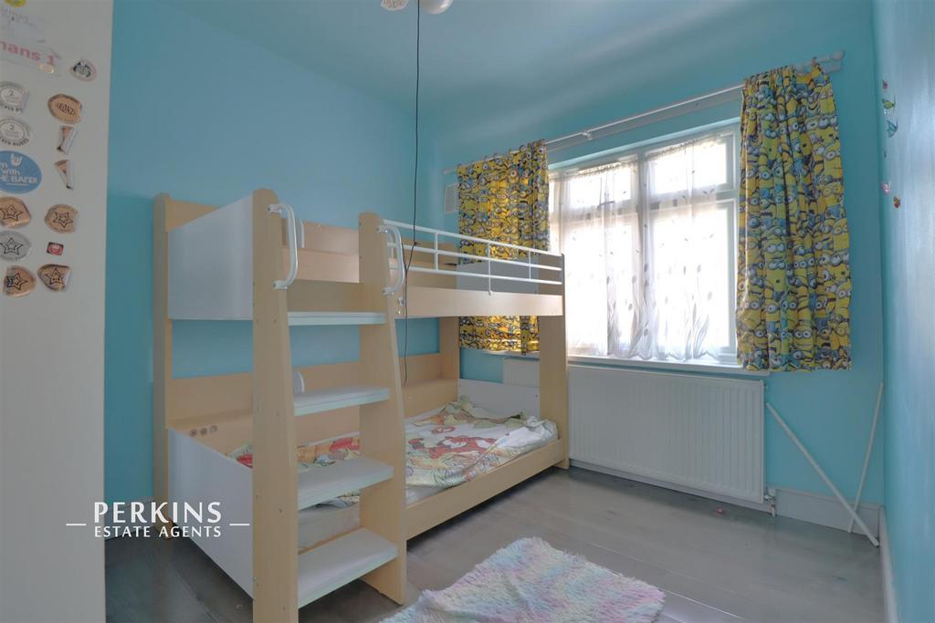 BED 1.jpg
