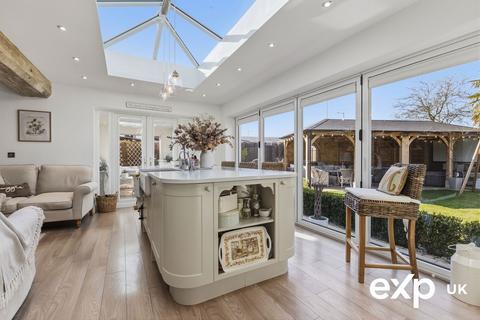 undefined, Burton Rise, Newark NG22