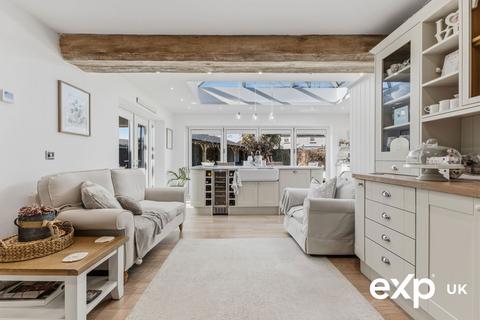 undefined, Burton Rise, Newark NG22
