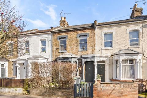 1 bedroom flat to rent, Beaconsfield Road, London, N15