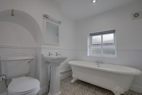 undefined, Scratton Road, Southend-on-sea, SS1