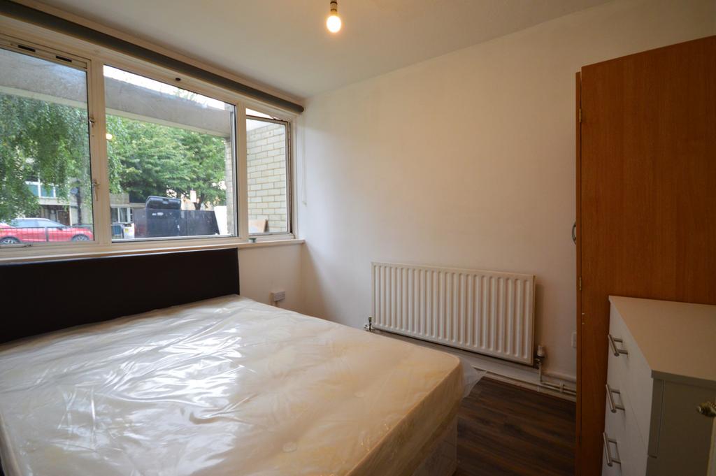Double Room to Rent in Shared Flat