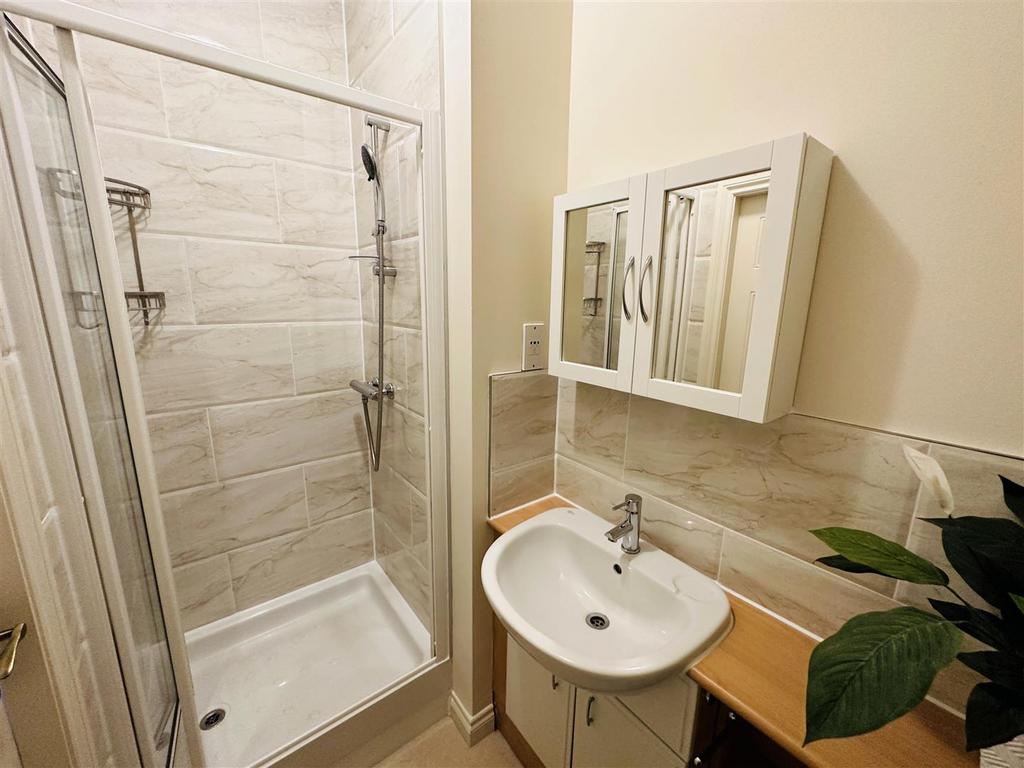 Ensuite1.1.jpg