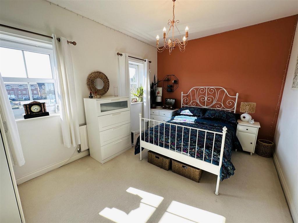Bed 2.1.jpg