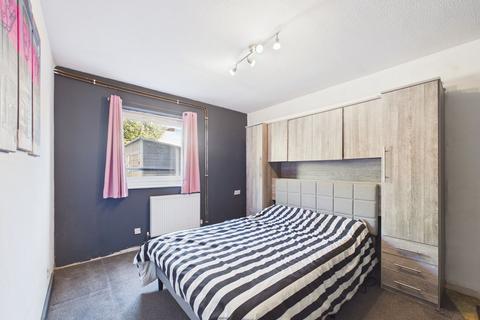 1 bedroom ground floor flat for sale, Lindisfarne Close, Southlands Lindisfarne Close, PO6
