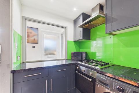 1 bedroom ground floor flat for sale, Lindisfarne Close, Southlands Lindisfarne Close, PO6