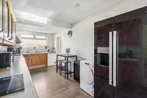 4 bedroom semi-detached house for sale, Bushey Mill Crescent, Watford, WD24