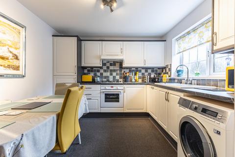 undefined, Ashwood Parade, Hall Green,WF4
