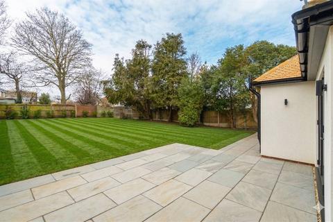3 bedroom detached bungalow for sale, Alpha Road, Birchington