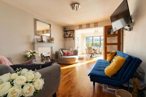 4 bedroom link detached house for sale, Hurst Place, Rainham ME8
