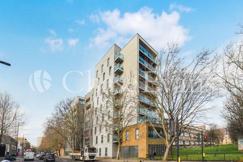 2 bedroom flat to rent, Chi Building, The Hawksmoor, 54 Crowder Street, Tower Hill, London, E1