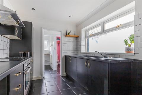 2 bedroom terraced house for sale, Bedford Street, Cardiff CF24