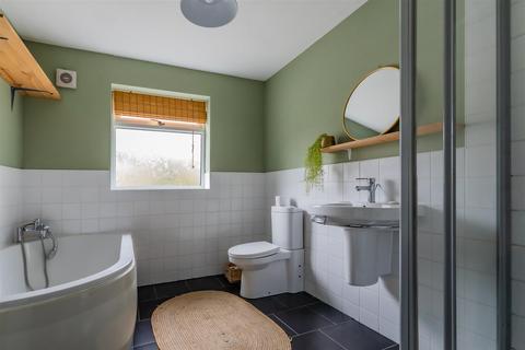 2 bedroom terraced house for sale, Bedford Street, Cardiff CF24