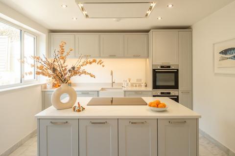 undefined, Marshfield Way, Bath, BA1