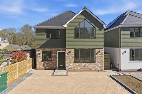 4 bedroom detached house for sale, The Plain, Epping, CM16