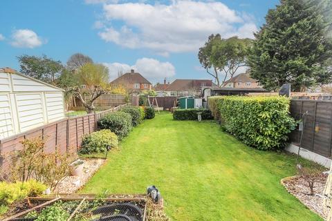 3 bedroom end of terrace house for sale, Second Avenue, Wellingborough NN8