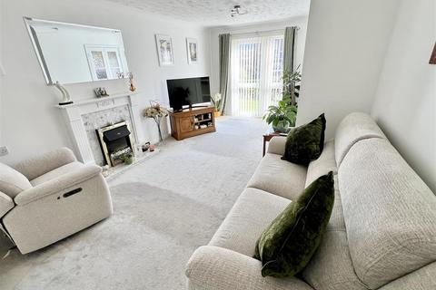 2 bedroom retirement property for sale, Millers Court, Shirley, Solihull