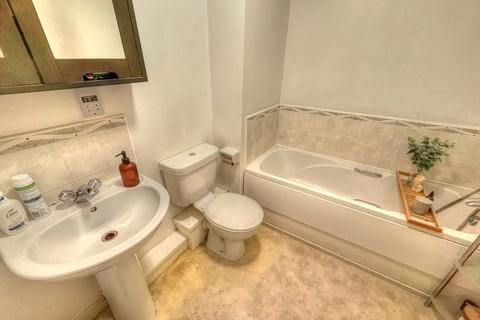 undefined, Redfield Croft, Lancashire WN7
