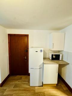 undefined, 527-529 High Road E11