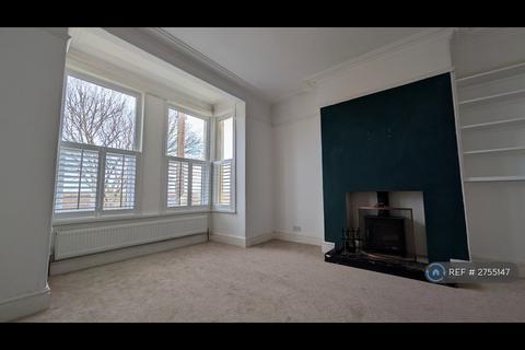 3 bedroom terraced house to rent, Sydney Road, Torpoint, PL11