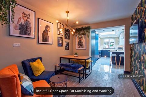 undefined, Whippendell Road, Watford, WD18