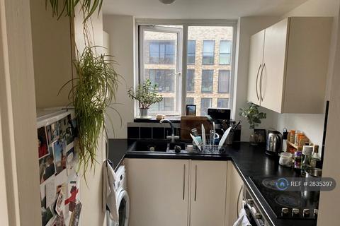 2 bedroom flat to rent, Rock Grove Way, London, SE16