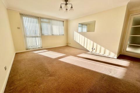 2 bedroom apartment to rent, Elizabeth Court, Grove Road, Bournemouth