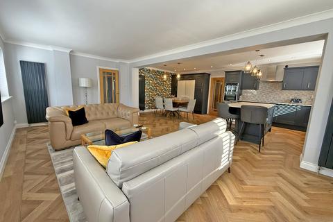 undefined, Hay Lane, Scarborough YO13