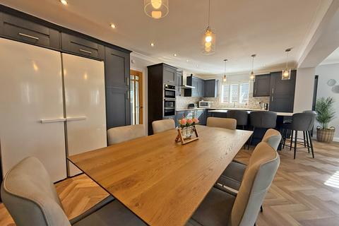 undefined, Hay Lane, Scarborough YO13