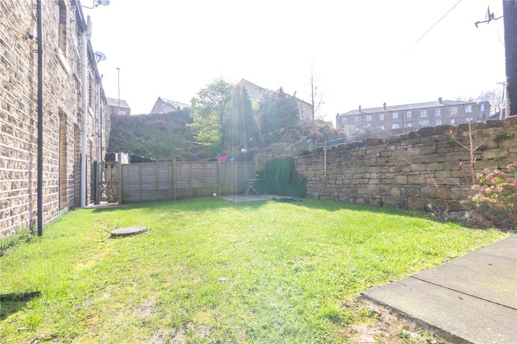 Shared Rear Garden