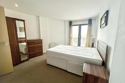 undefined, South Quay, ,
