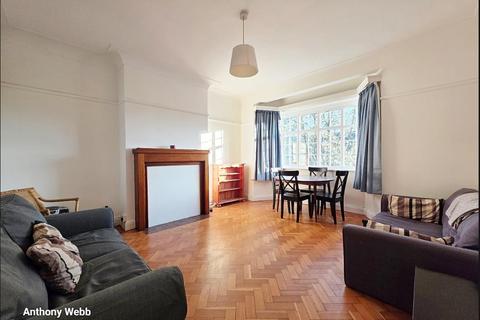 2 bedroom flat to rent, Hazelwood Lane, Palmers Green, N13