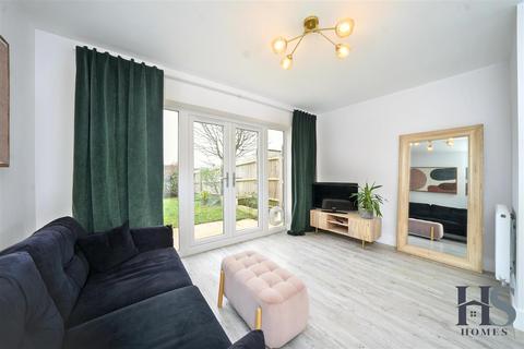 2 bedroom end of terrace house for sale, Russell Street, Cofton Hackett, Birmingham
