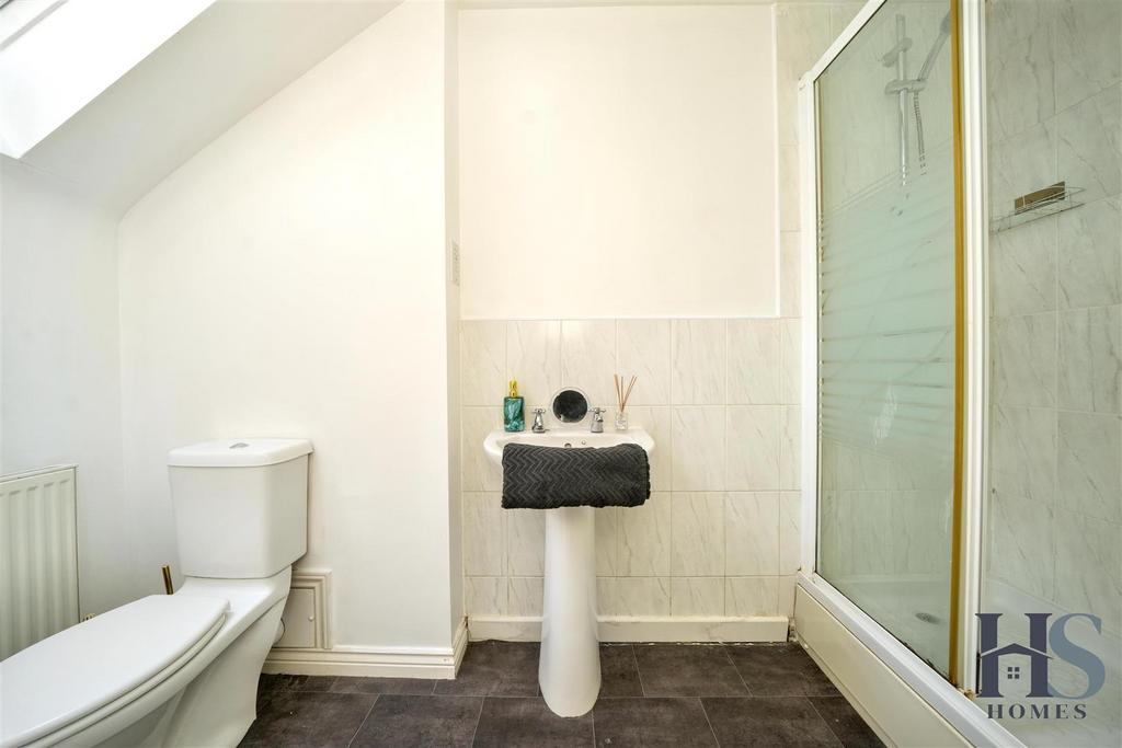 Ensuite.jpg