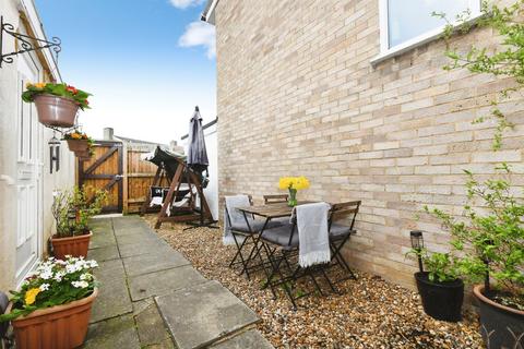 3 bedroom terraced house for sale, Roslings Close, Chelmsford