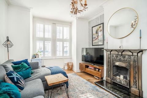 3 bedroom terraced house to rent, Newton Road, Isleworth TW7