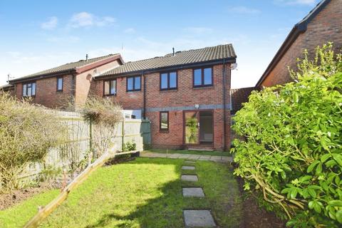 undefined, Pondtail Close Horsham RH12