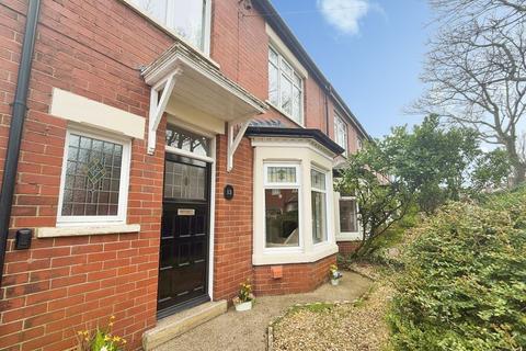 3 bedroom end of terrace house for sale, Percy Gardens, Whitley Bay NE25