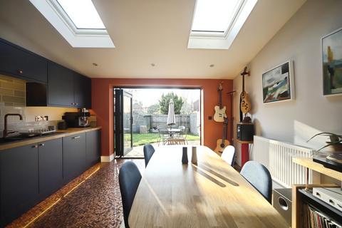 undefined, Chelmer Close, Taunton, TA1