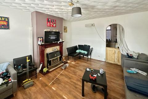 3 bedroom semi-detached house for sale, Taylor Street, Radcliffe