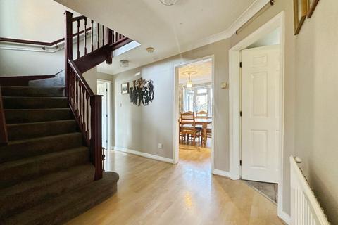 4 bedroom detached house for sale, Tintagel Court, Manchester