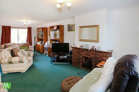 3 bedroom semi-detached house for sale, Lulworth Avenue, West Cheshunt