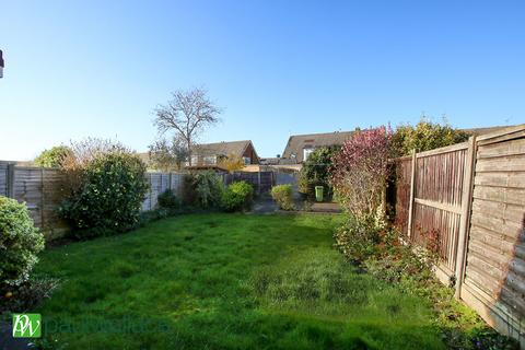 3 bedroom semi-detached house for sale, Lulworth Avenue, West Cheshunt
