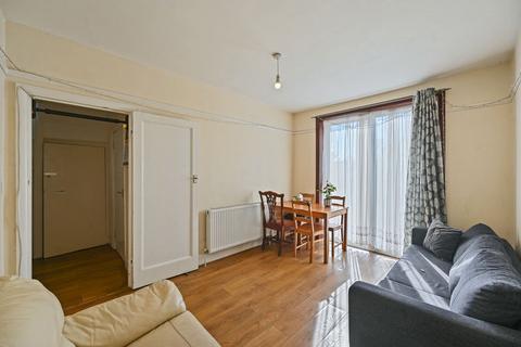 3 bedroom semi-detached house for sale, Cambridge Road, North Harrow